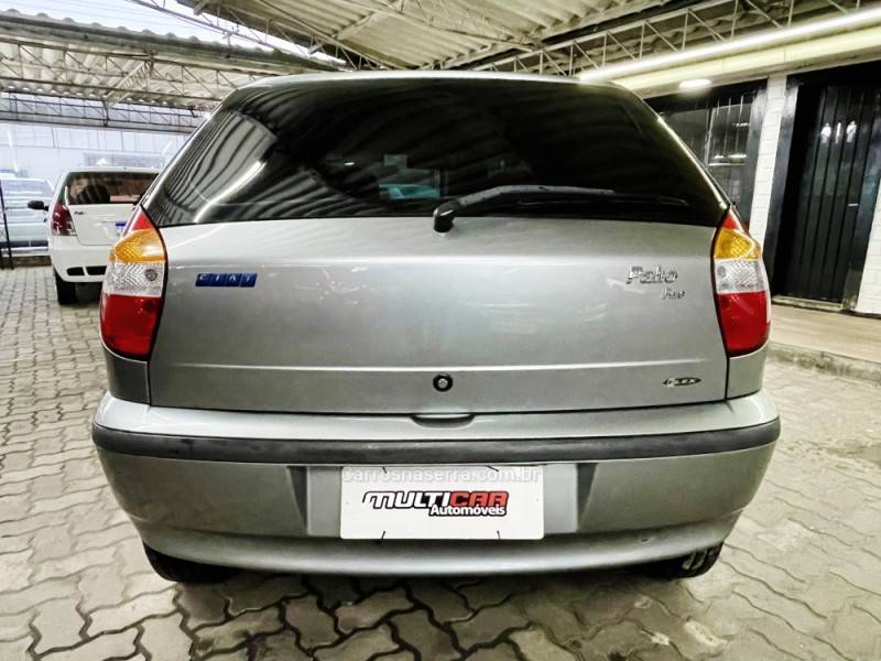 FIAT - PALIO - 2005/2006 - Cinza - R$ 25.900,00