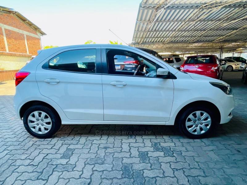 FORD - KA - 2014/2015 - Branca - R$ 38.900,00