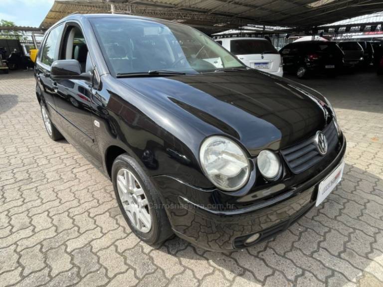 VOLKSWAGEN - POLO - 2006/2006 - Preta - R$ 27.900,00