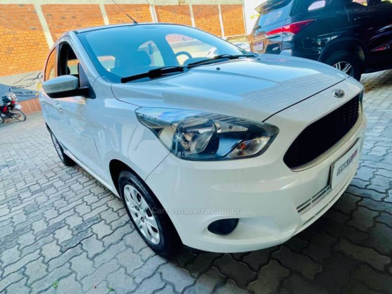 FORD - KA - 2014/2015 - Branca - R$ 38.900,00