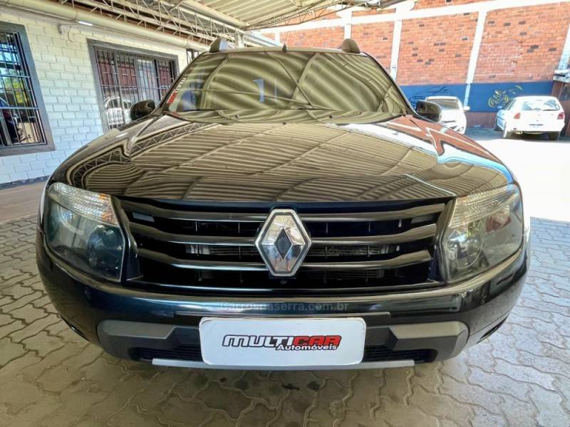 RENAULT - DUSTER - 2012/2012 - Preta - R$ 52.900,00