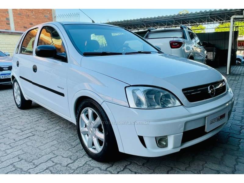 CHEVROLET - CORSA - 2009/2009 - Branca - R$ 27.900,00