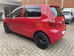 VOLKSWAGEN - FOX - 2010/2010 - Vermelha - R$ 25.900,00