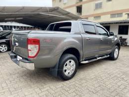 FORD - RANGER - 2014/2014 - Cinza - R$ 119.900,00