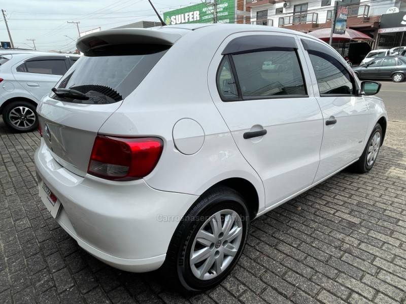 VOLKSWAGEN - GOL - 2010/2010 - Branca - R$ 28.900,00