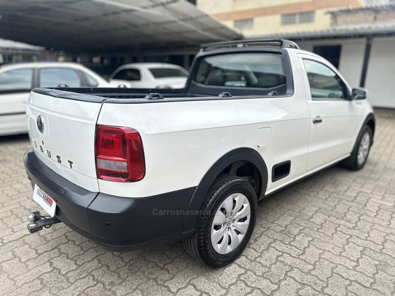 VOLKSWAGEN - SAVEIRO - 2016/2017 - Branca - R$ 47.900,00
