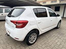 RENAULT - SANDERO - 2019/2020 - Branca - R$ 53.900,00