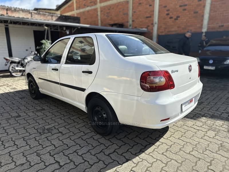 FIAT - SIENA - 2008/2009 - Branca - R$ 26.900,00