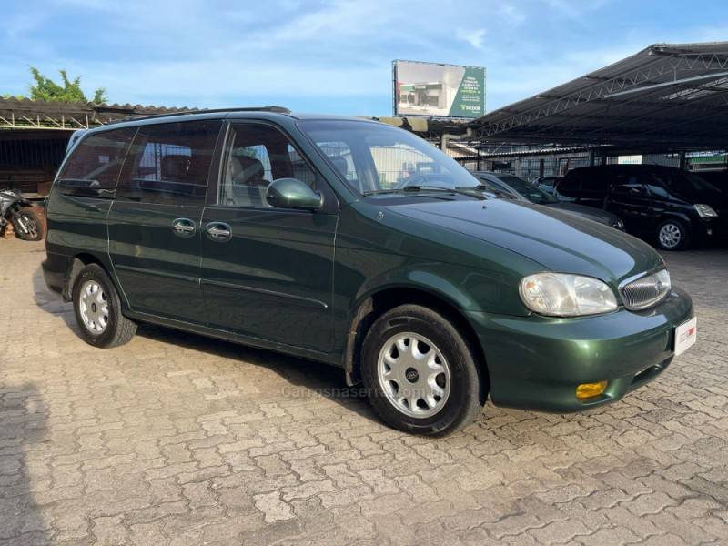 KIA MOTORS - CARNIVAL - 2001/2001 - Azul - R$ 41.900,00