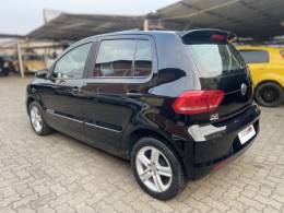 VOLKSWAGEN - FOX - 2016/2017 - Preta - R$ 52.900,00