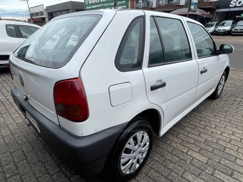 VOLKSWAGEN - GOL - 1999/1999 - Branca - R$ 11.900,00