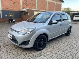 FORD - FIESTA - 2013/2013 - Cinza - R$ 34.900,00