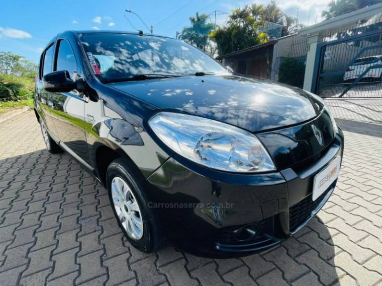 RENAULT - SANDERO - 2012/2012 - Preta - R$ 31.900,00