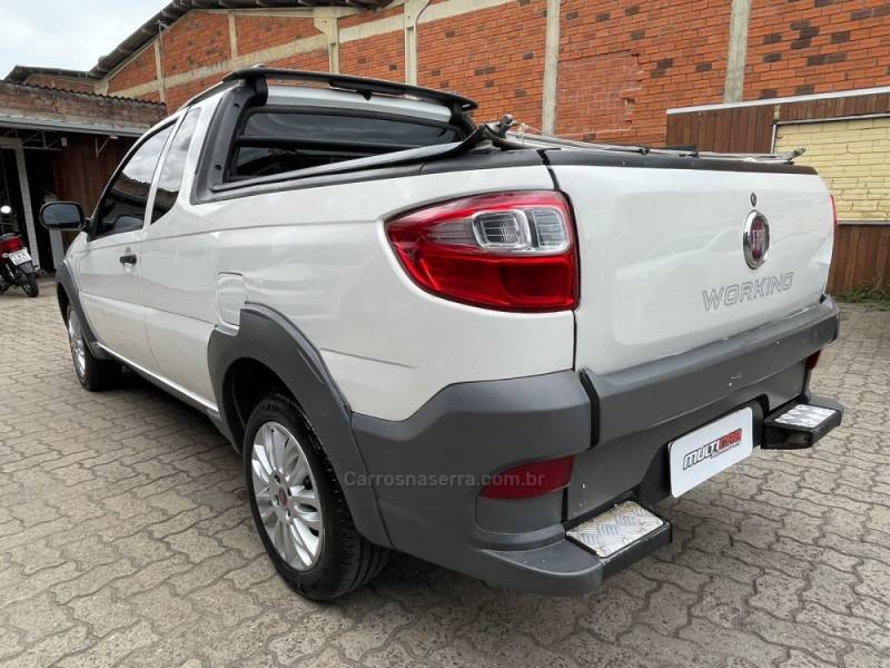 FIAT - STRADA - 2015/2015 - Branca - R$ 44.900,00