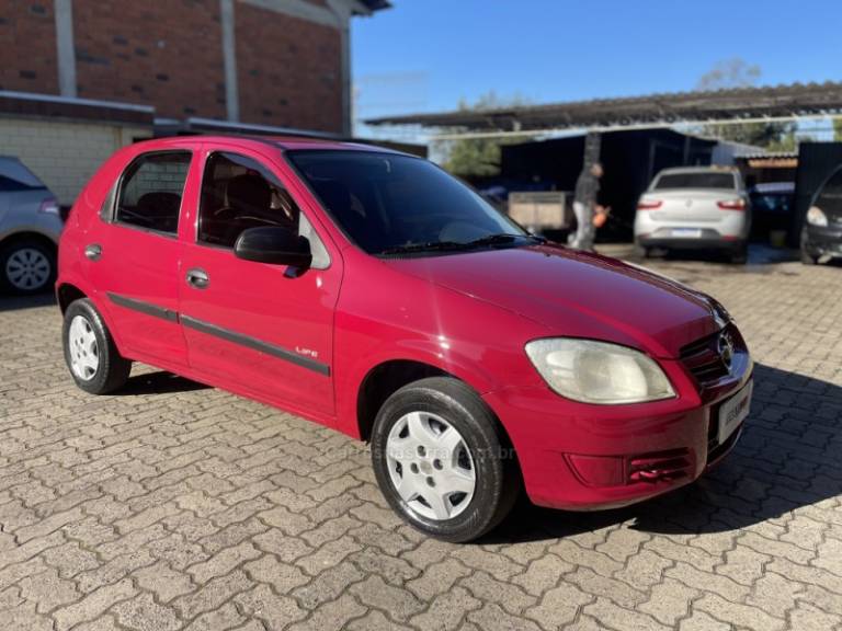 CHEVROLET - CELTA - 2007/2007 - Vermelha - R$ 19.900,00