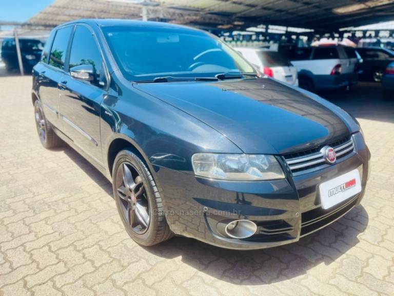 FIAT - STILO - 2010/2010 - Preta - R$ 29.900,00