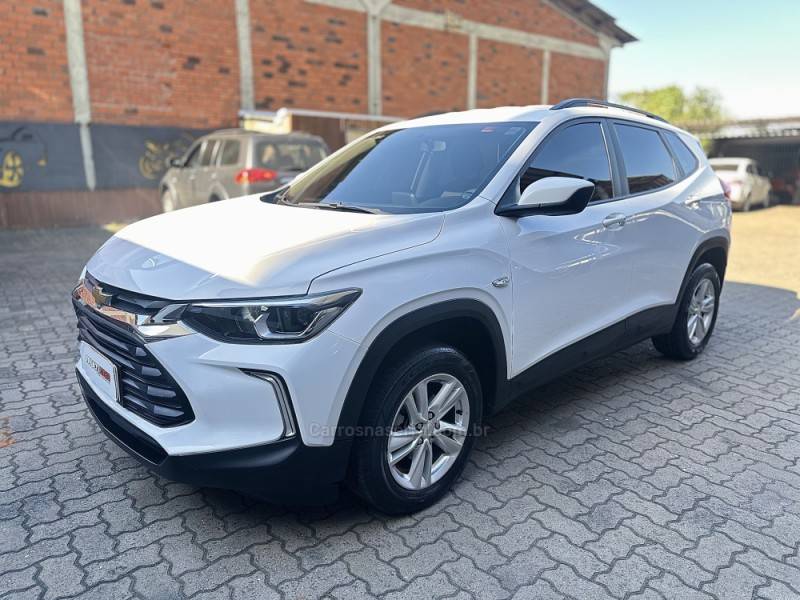 CHEVROLET - TRACKER - 2022/2022 - Branca - R$ 89.900,00