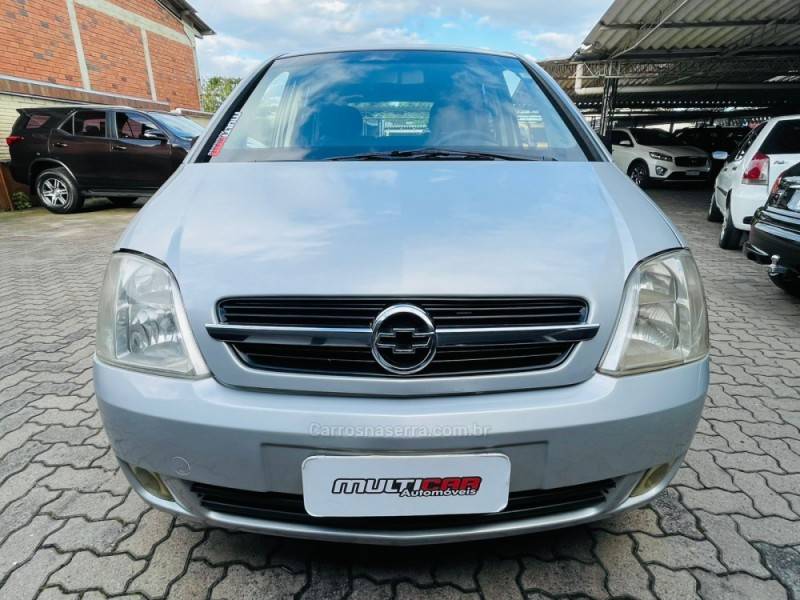CHEVROLET - MERIVA - 2003/2003 - Prata - R$ 22.900,00