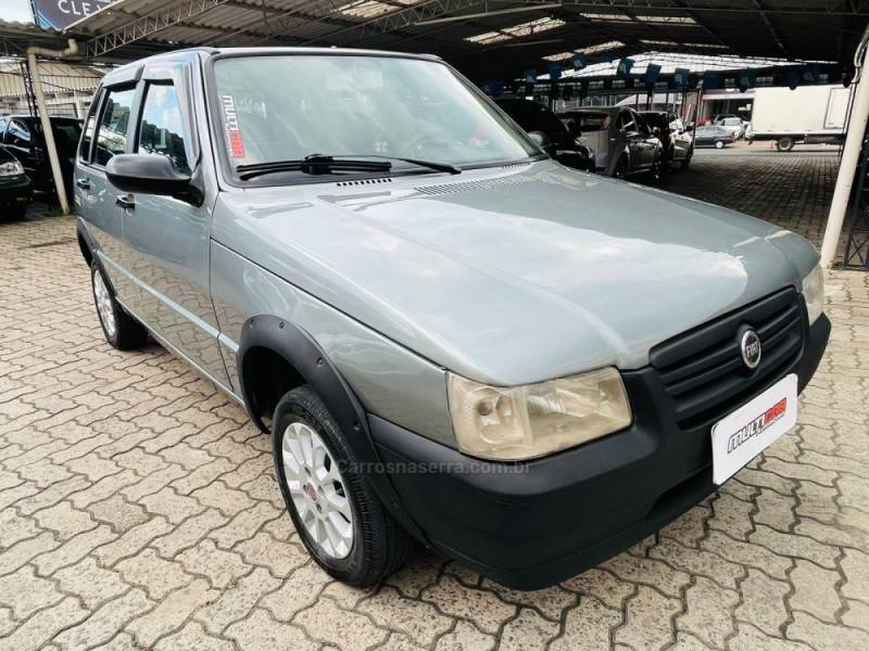 FIAT - UNO - 2011/2011 - Cinza - R$ 23.900,00