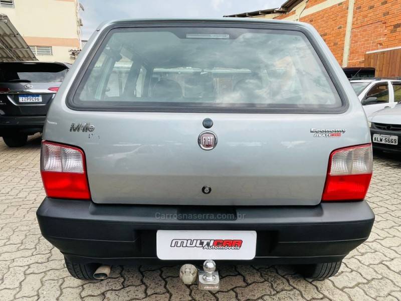 FIAT - UNO - 2011/2011 - Cinza - R$ 23.900,00