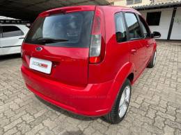 FORD - FIESTA - 2014/2014 - Vermelha - R$ 32.900,00