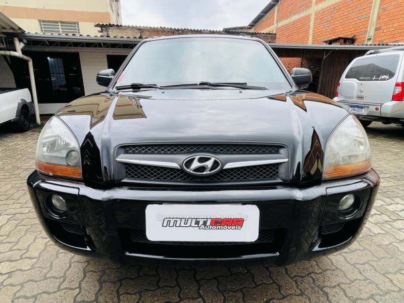 HYUNDAI - TUCSON - 2010/2010 - Preta - R$ 39.900,00