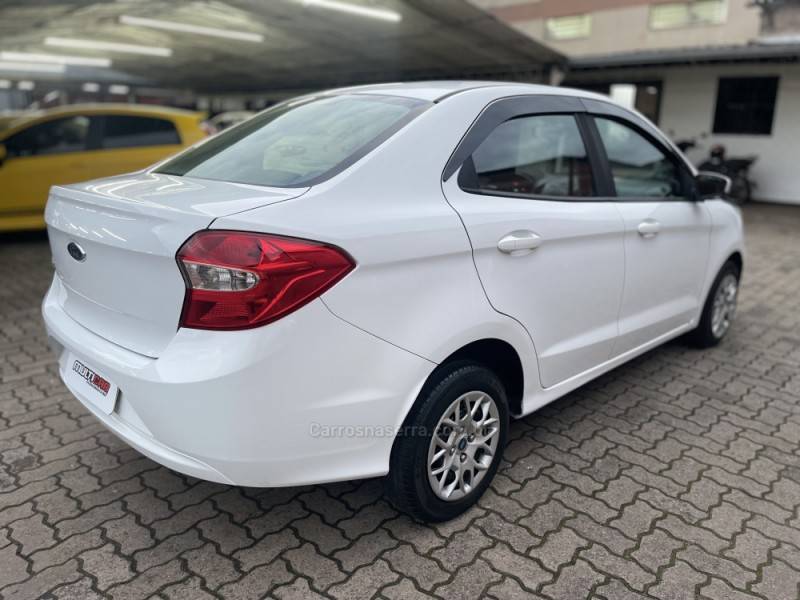 FORD - KA + - 2018/2018 - Branca - R$ 49.900,00