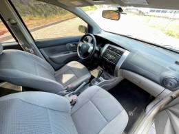 NISSAN - LIVINA - 2010/2010 - Cinza - R$ 34.900,00