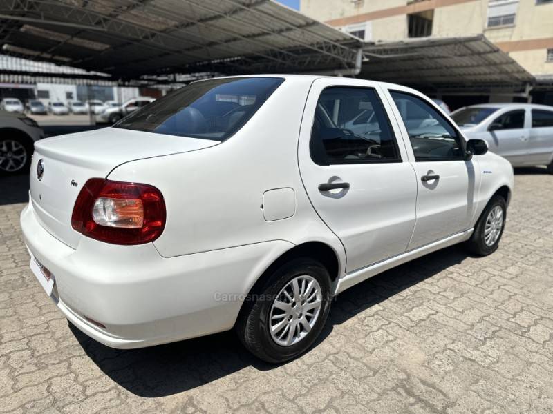FIAT - SIENA - 2008/2009 - Branca - R$ 26.900,00