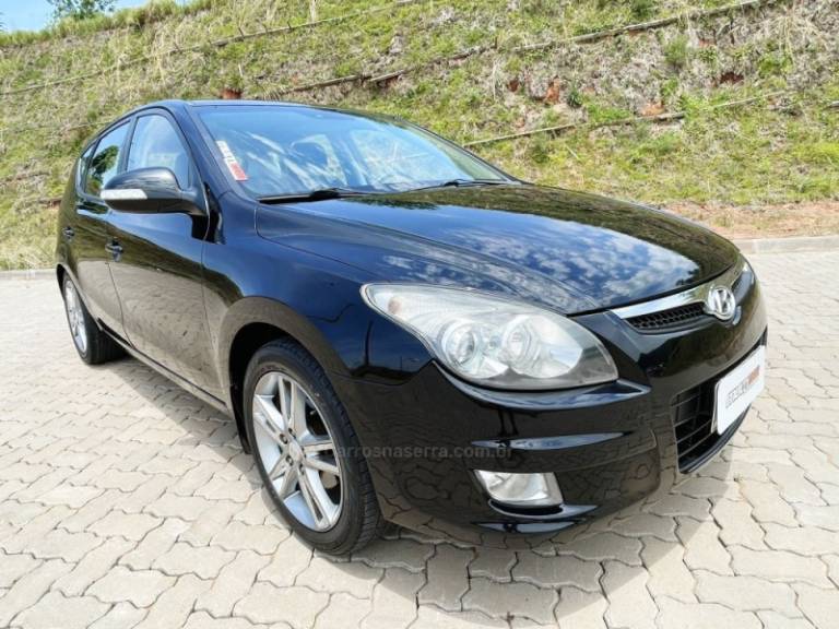 HYUNDAI - I30 - 2012/2012 - Preta - R$ 46.900,00