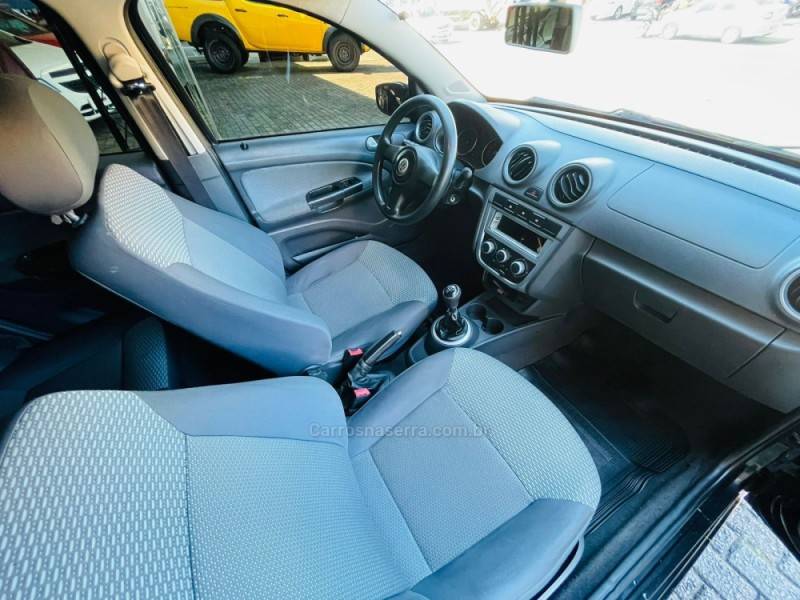 VOLKSWAGEN - GOL - 2012/2012 - Preta - R$ 31.900,00