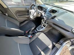 FORD - FIESTA - 2014/2014 - Prata - R$ 45.900,00
