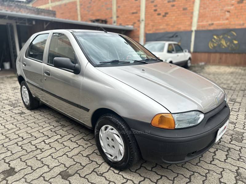 FIAT - PALIO - 1999/1999 - Cinza - R$ 12.900,00