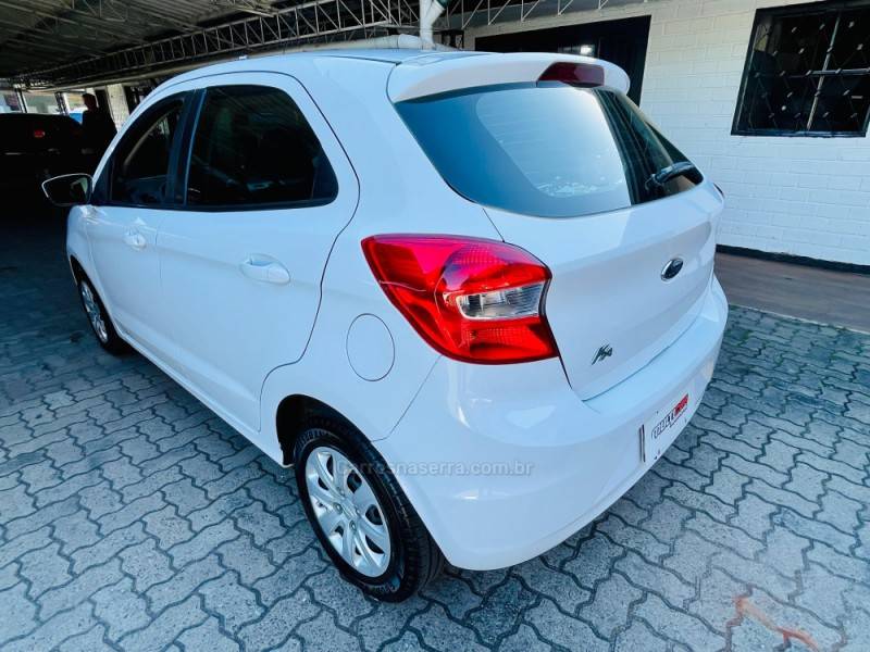 FORD - KA - 2014/2015 - Branca - R$ 38.900,00