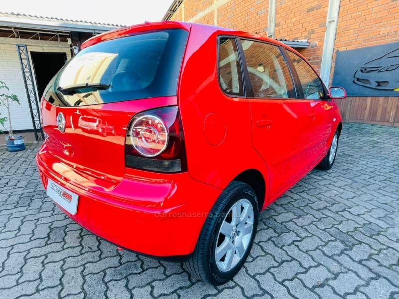 VOLKSWAGEN - POLO - 2007/2007 - Vermelha - R$ 33.900,00