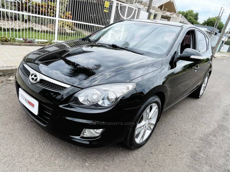 HYUNDAI - I30 - 2012/2012 - Preta - R$ 47.900,00