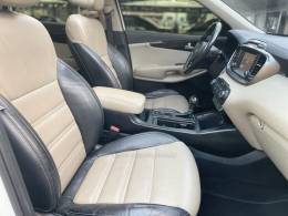 KIA MOTORS - SORENTO - 2018/2018 - Branca - R$ 143.900,00