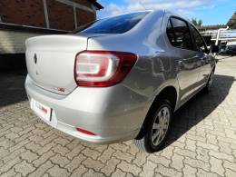 RENAULT - LOGAN - 2015/2015 - Cinza - R$ 35.900,00