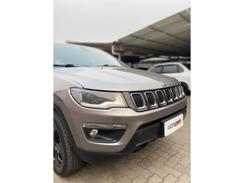 JEEP - COMPASS - 2017/2017 - Cinza - R$ 110.900,00