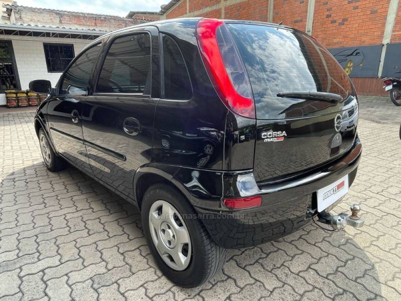 CHEVROLET - CORSA - 2006/2006 - Preta - R$ 21.900,00