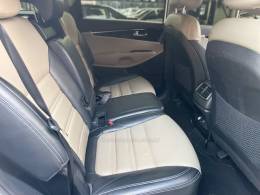 KIA MOTORS - SORENTO - 2018/2018 - Branca - R$ 143.900,00