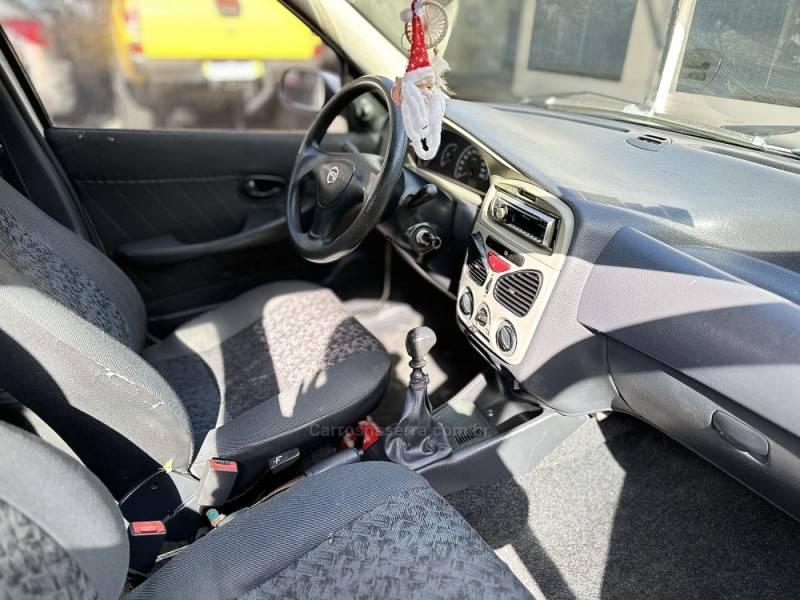 FIAT - SIENA - 2008/2009 - Branca - R$ 26.900,00