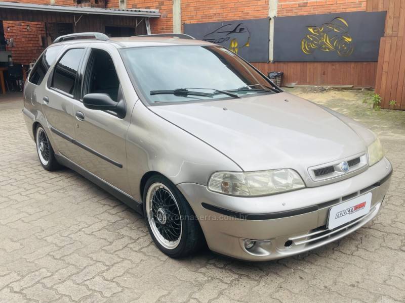 FIAT - PALIO - 2003/2003 - Cinza - R$ 17.900,00