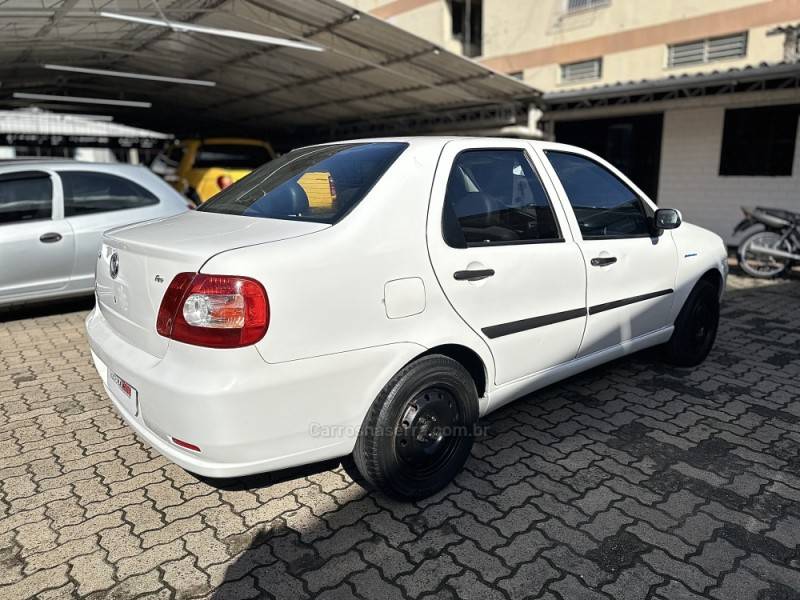 FIAT - SIENA - 2008/2009 - Branca - R$ 26.900,00