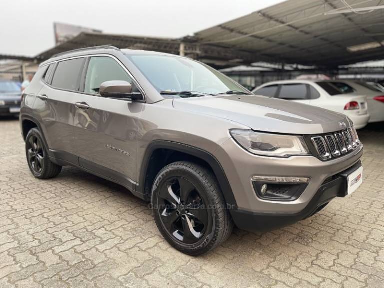 JEEP - COMPASS - 2017/2017 - Cinza - R$ 110.900,00