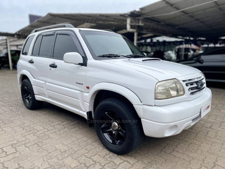 CHEVROLET - TRACKER - 2001/2001 - Branca - R$ 45.900,00