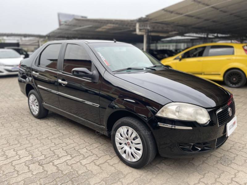 FIAT - SIENA - 2010/2010 - Preta - R$ 29.900,00