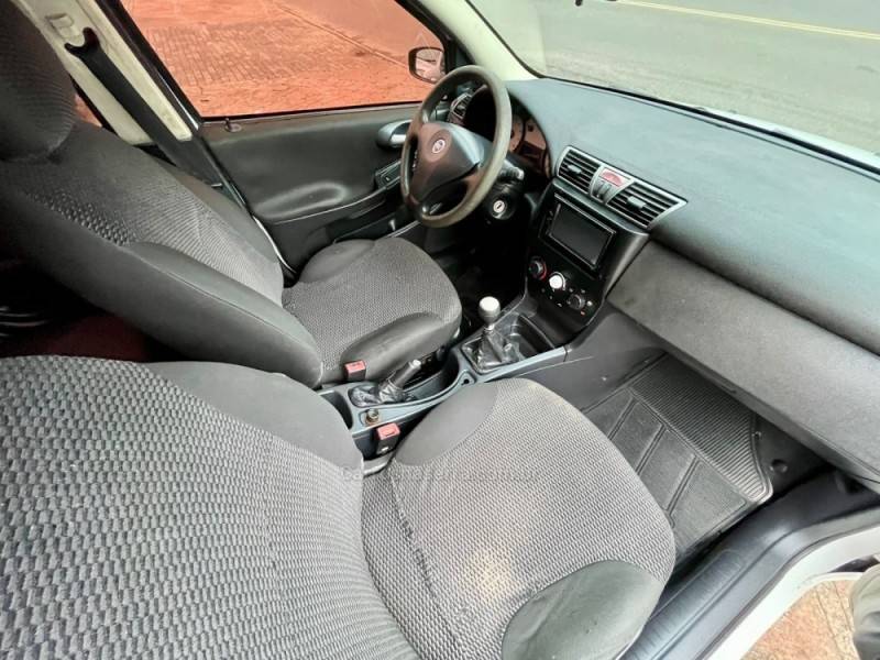 FIAT - STILO - 2007/2007 - Branca - R$ 21.900,00