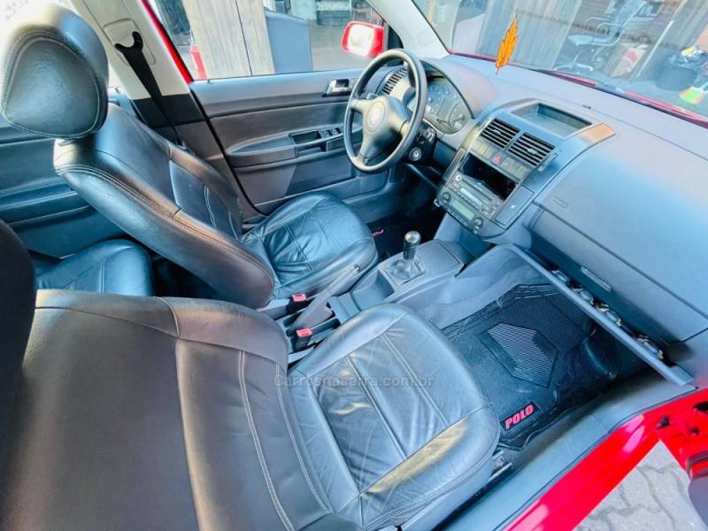 VOLKSWAGEN - POLO - 2007/2007 - Vermelha - R$ 33.900,00