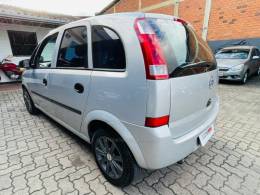 CHEVROLET - MERIVA - 2003/2003 - Prata - R$ 22.900,00
